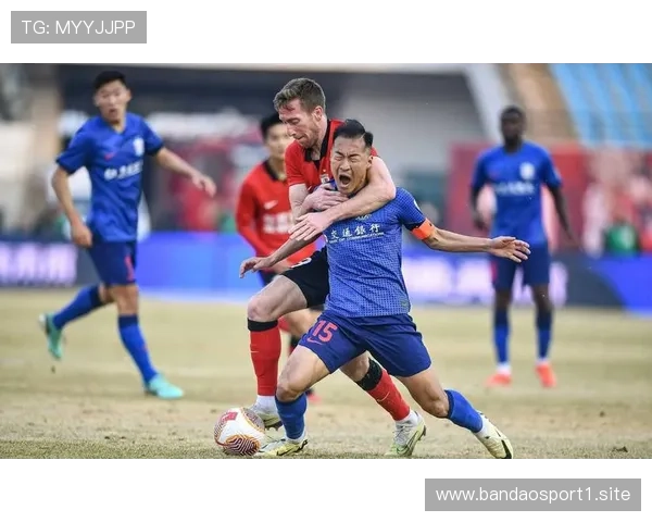 围绕申花剧情展开的深度解析与球队近期赛场风云观察全景报道速递 围绕申花剧情展开的深度解析与球队近期赛场风云观察全景报道速递